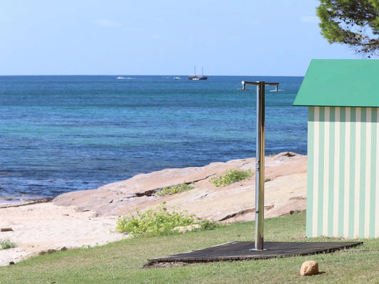 Outdoor Shower Columns: Affordable Luxury for Your Home - Nattura Shower